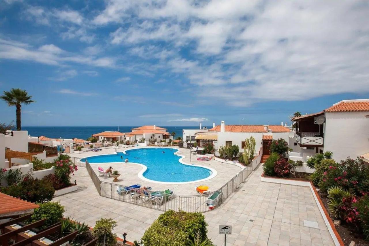 1 Bedroom Apartment For 4 People In Tenerife Costa Adeje  Extérieur photo