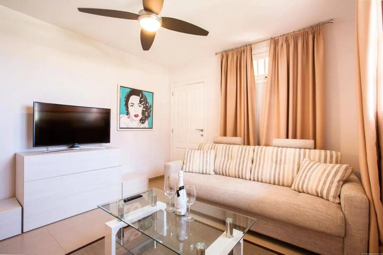 1 Bedroom Apartment For 4 People In Tenerife Costa Adeje  Extérieur photo