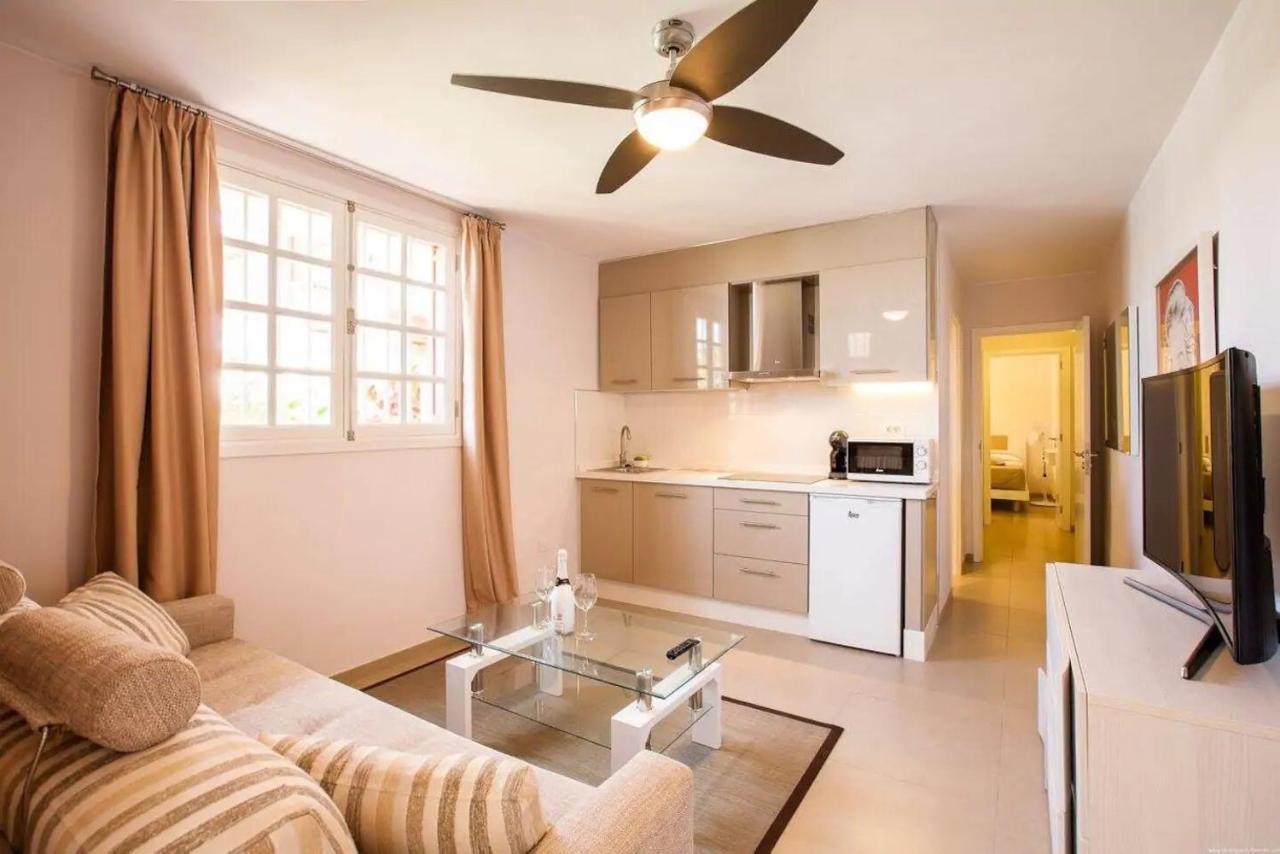 1 Bedroom Apartment For 4 People In Tenerife Costa Adeje  Extérieur photo